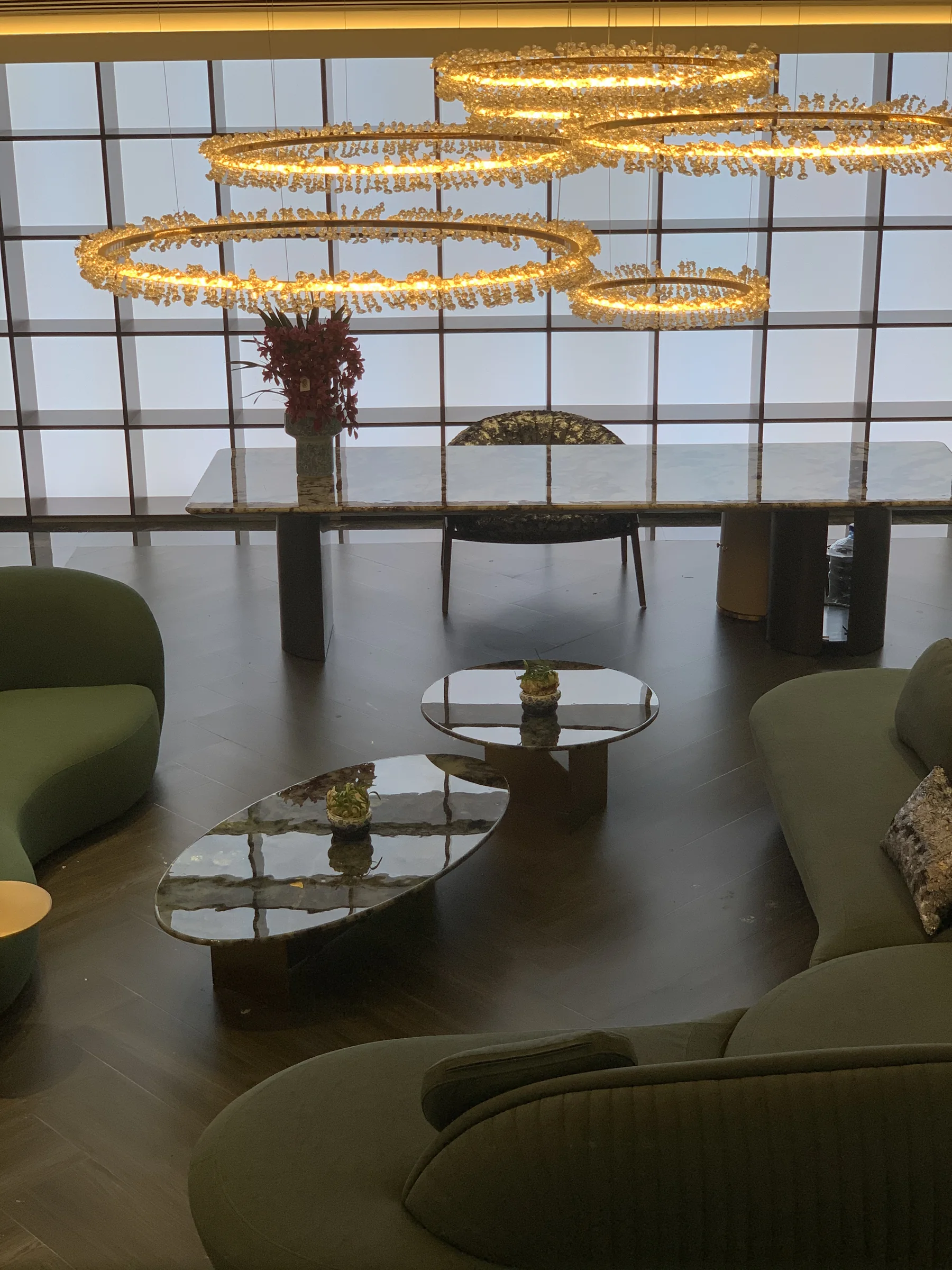 Coordinated hospitality project supply